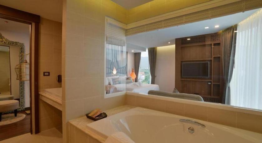 Baisirimaya Hotel Чиангмай Экстерьер фото